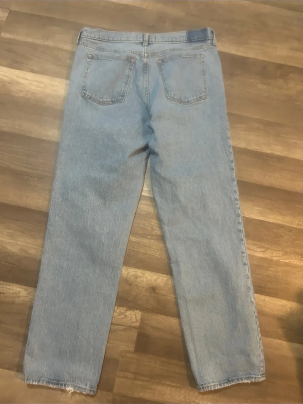 Abercrombie & Fitch Women’s The Straight Mid Rise Light Wash Jeans Size 31